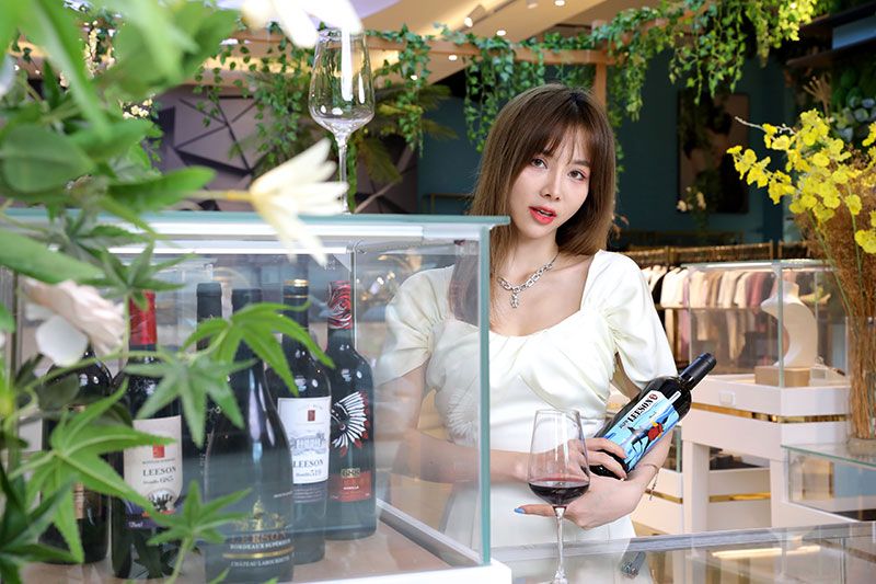 有格调的人,生活永远少不了葡萄酒(图1) 有格调的人,生活永远少不了葡萄酒