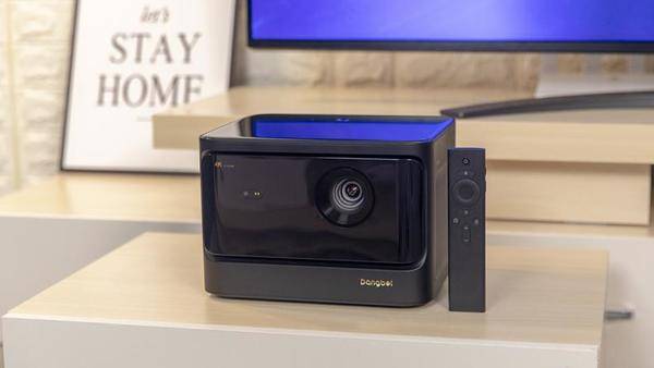 当贝x3 pro获封面视频点赞,2022性价比最高4k激光投影仪推荐(图1) 75|imageslim