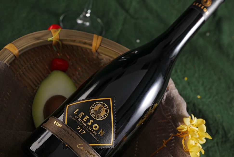 云仓酒庄的品牌雷盛红酒推荐高颜值餐桌摆着又好看的雷盛红酒717(图4)