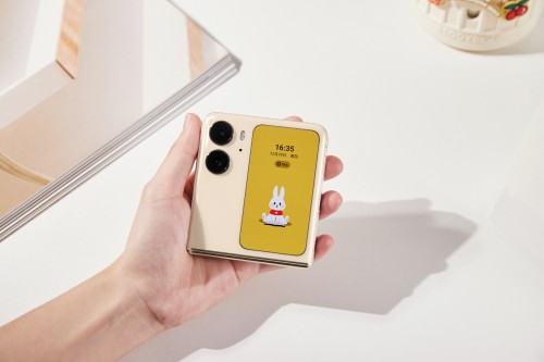 oppo find n2 flip首销告捷,斩获5k 价位段安卓手机销售额冠军!(图2) oppo find n2 flip首销告捷,斩获5k 价位段安卓手机销售额冠军!