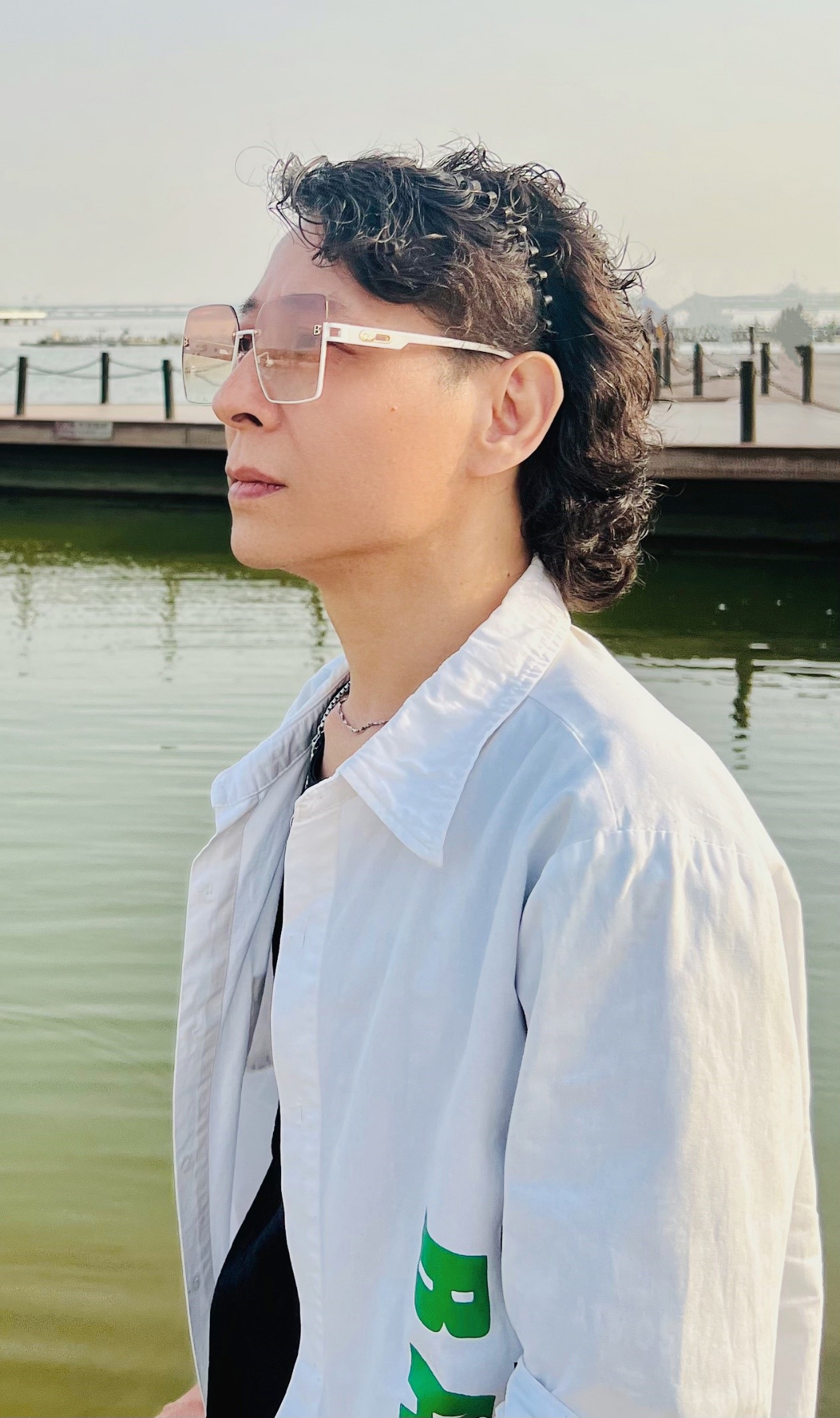 唱作音乐人朱卫明新歌全网首发,当初恋遇到《龙仙街》(图7) 图片8.jpg