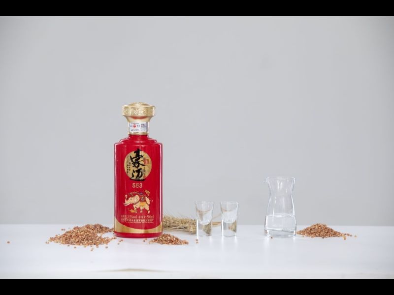 白酒品鉴会:一场关于味觉与视觉的盛宴(图3)