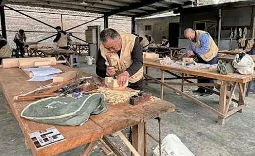 提升文物技能人才在行业中的地位 